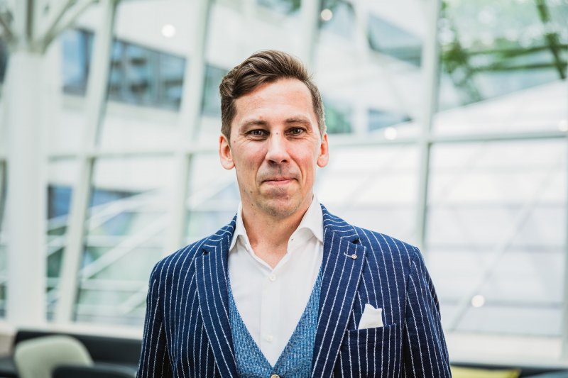 Lärarfacket vill inte att jullovet förlängs men kräver att personalen skyddas med alla till buds stående medel