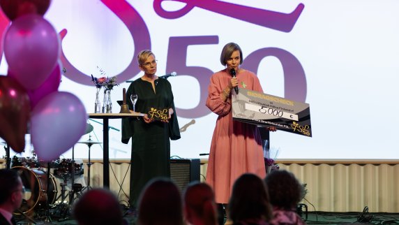 FSL donerar 5000 euro till Mieli Psykisk Hälsa Finland