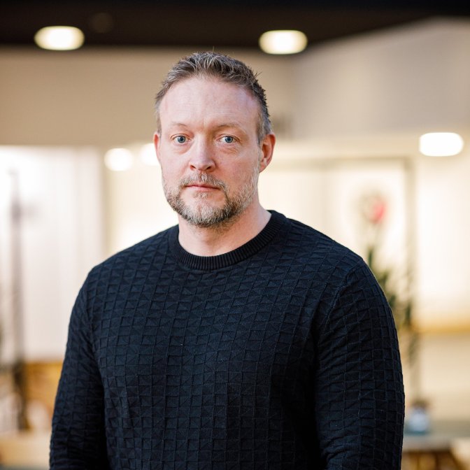 De svenskspråkiga lärarnas kompetensutveckling är hotad